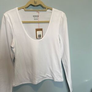 Boden scoop neck tee. NWT. Womens size 8.